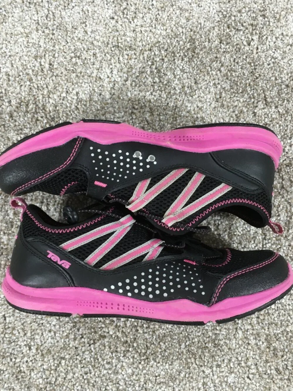 Teva 'Scamper' Water Shoes Kids Girls Size 5 EUR 37 Black Pink